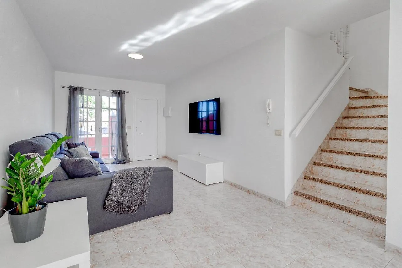 Bonita Casa Nina Con Jacuzzi By Paramount Holidays Плайя-де-Сан-Хуан
