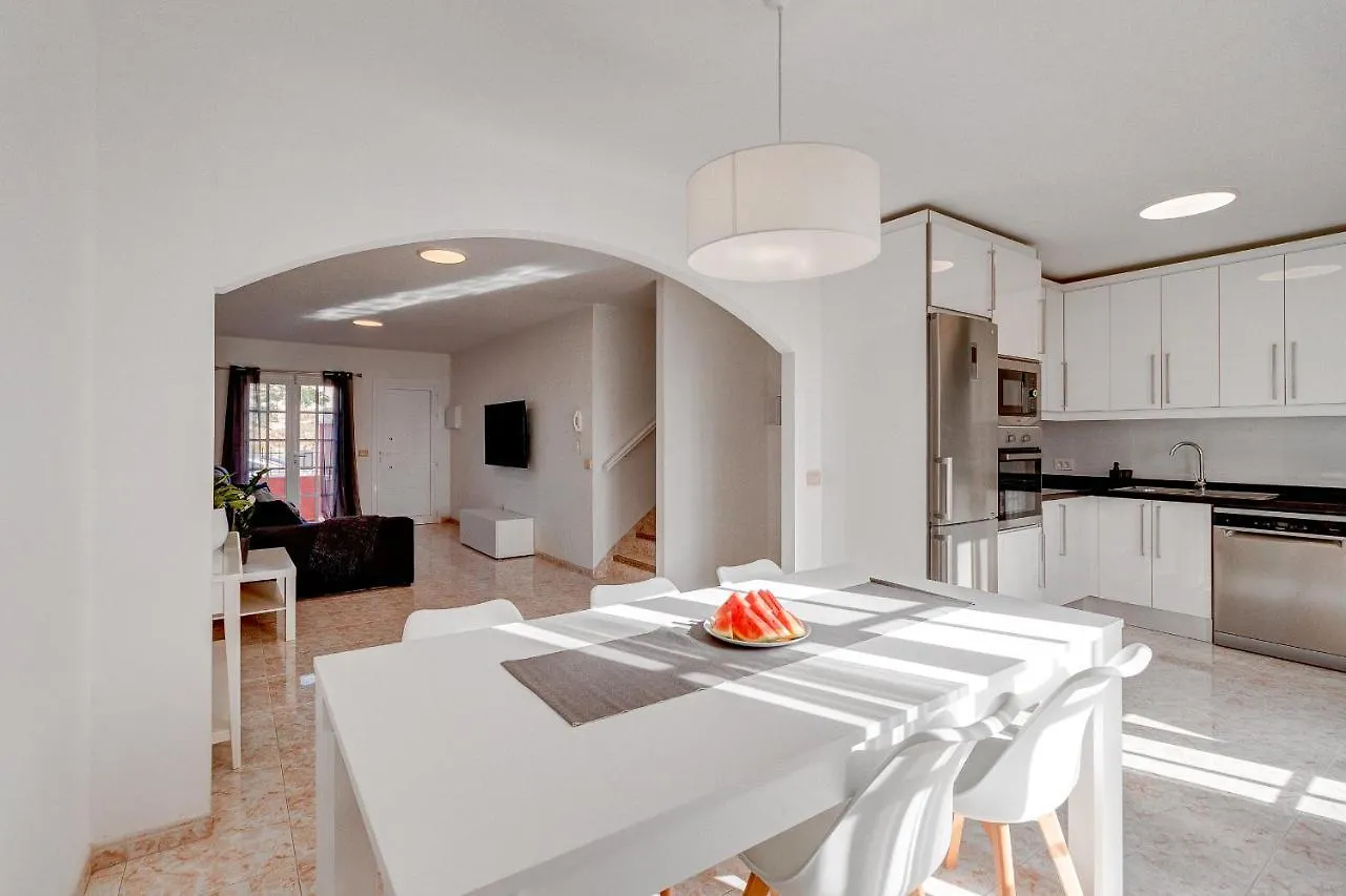 Bonita Casa Nina Con Jacuzzi By Paramount Holidays Плайя-де-Сан-Хуан